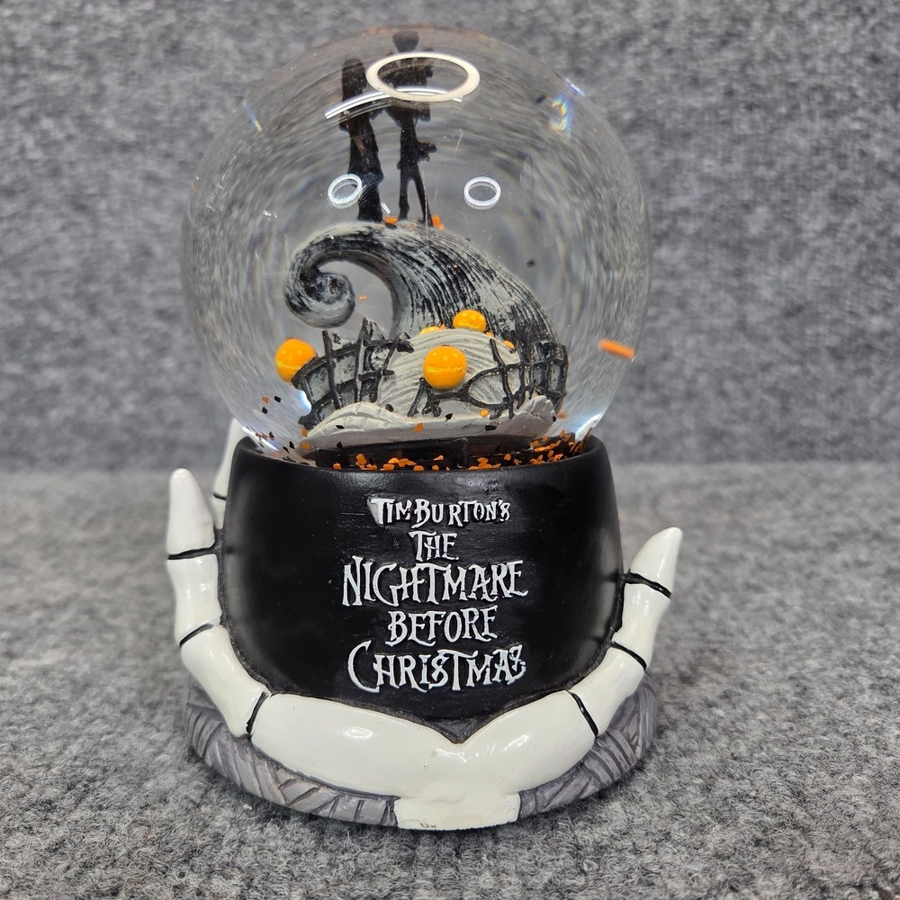 Nightmare Before Christmas THIS‎ IS HALLOWEEN Musical Snow Globe 1993 Tim Burton